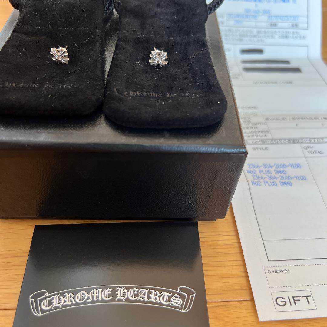 クロムハーツ CHプラススタッドピアスwithダイヤモンド　両耳 クロムハーツCHプラススタッドwithダイヤモンド（ピアス）|クロム