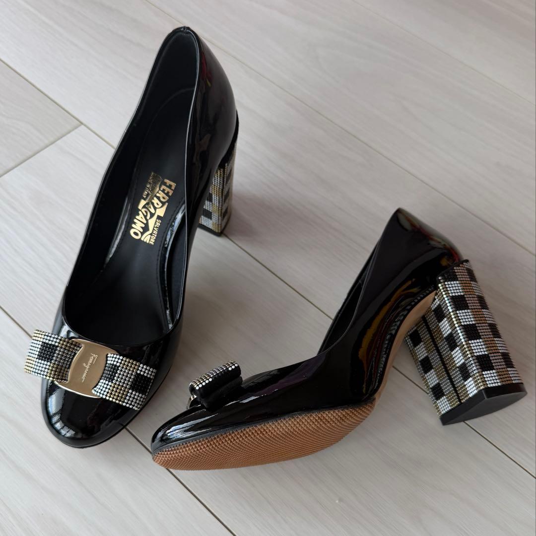 Salvatore Ferragamo パンプス sfelice70p_2.jpg