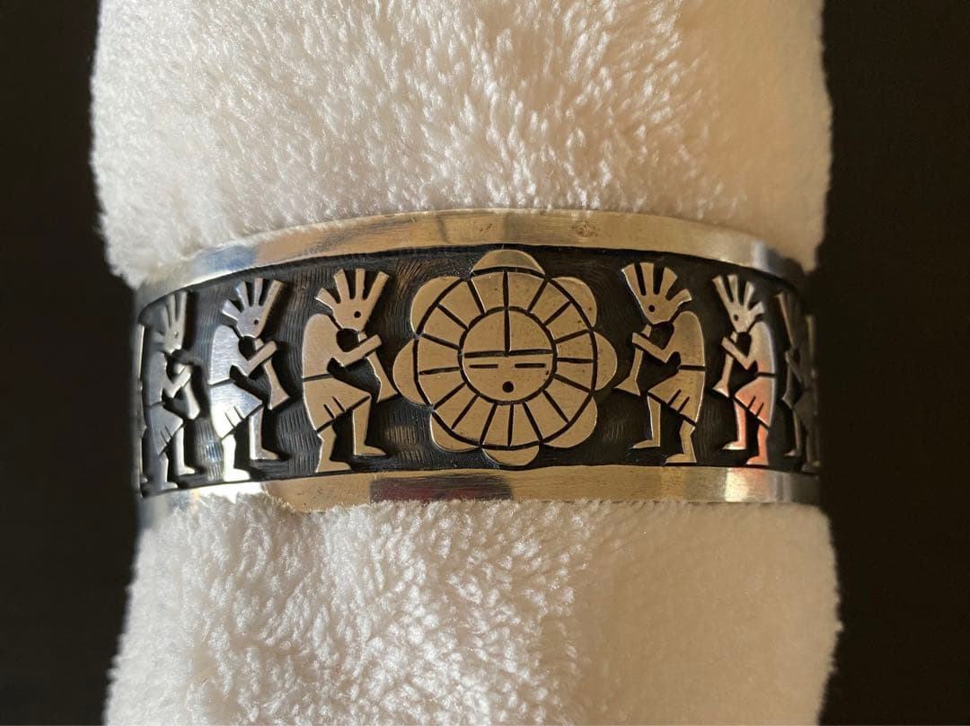 Delfred（Sparks）・Masawytewa ココペリ サンフェイス Swan Creek Drizzle Melts - Campfire Coffee | Wax Melts | Cape Candle