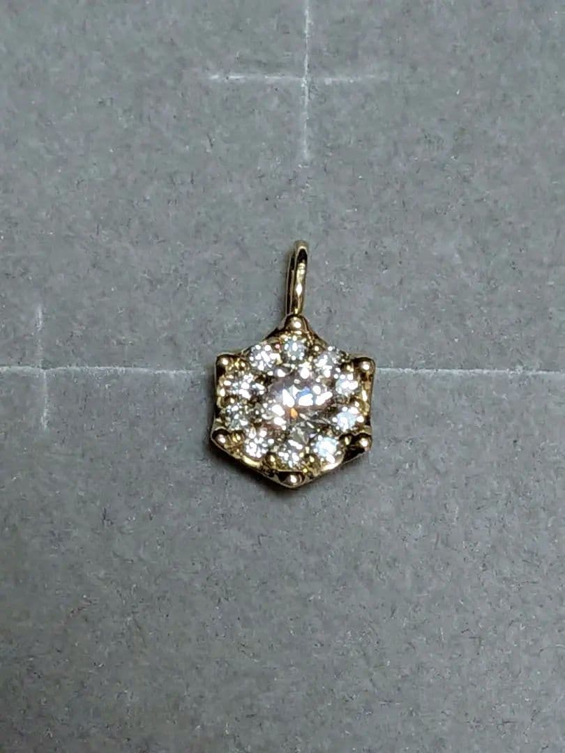 売切希望　値下可　エステール　ダイヤペンダント　0.31ct K18
