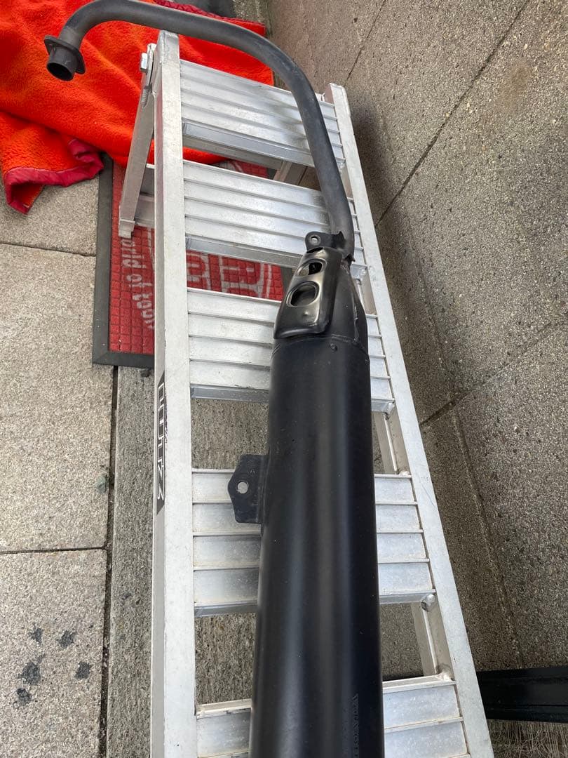 HONDA ftr223 純正マフラー 美品 - メルカリ