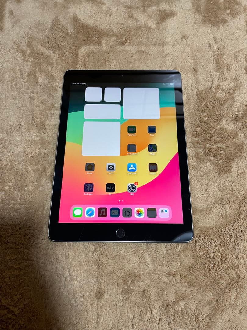 iPad 第6世代32GBWifiモデルバッテリー93％良品 - メルカリ