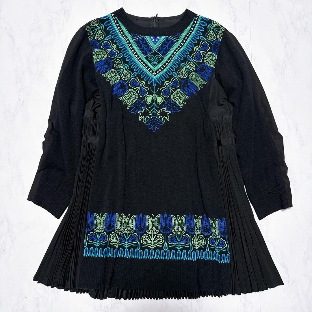 極美品】トクコプルミエヴォル チュニック 刺繍 プリーツ Aライン 黒 9