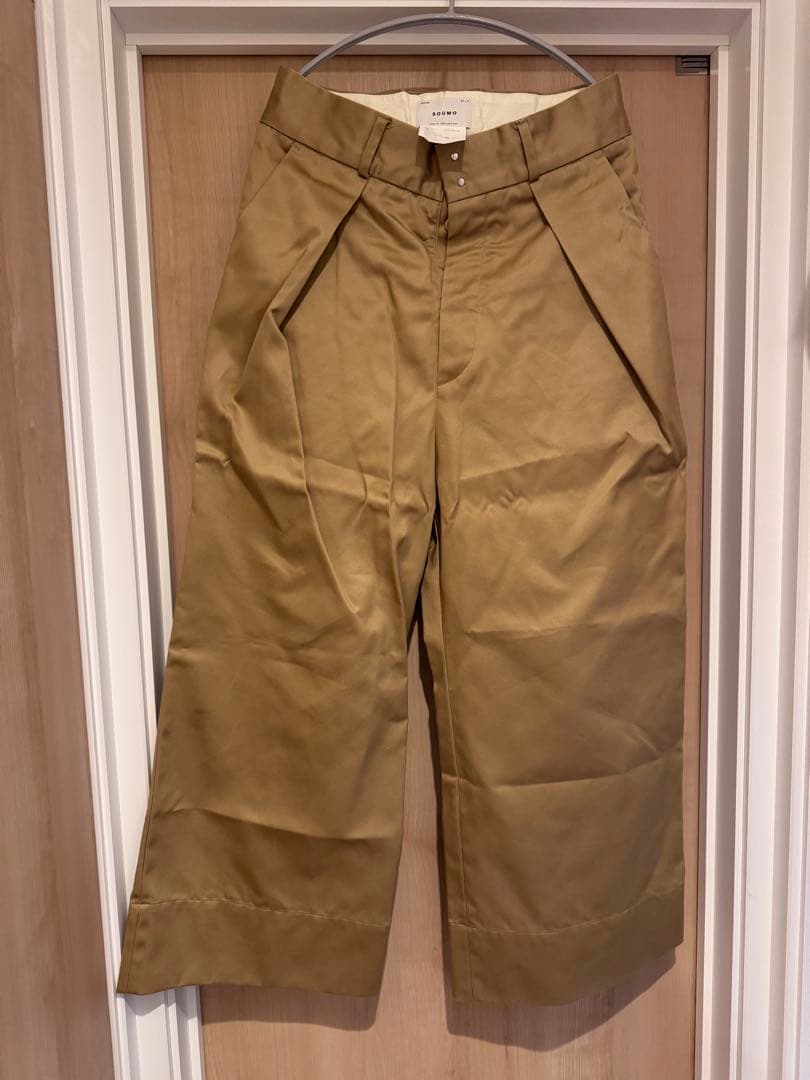 SOUMO BIG TUCK CHINO (BEIGE) - メルカリ