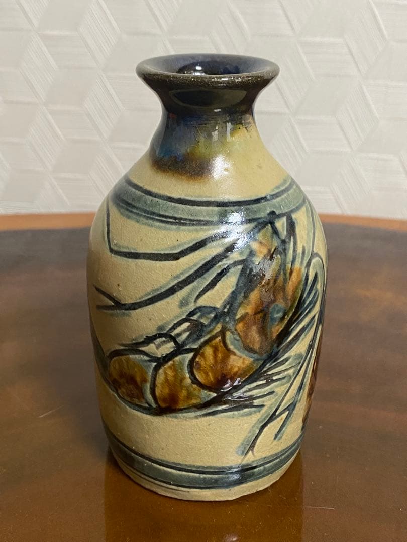 みりん様専用 金城次郎 壺屋焼 海老魚文徳利 コップ 2個セット - メルカリ