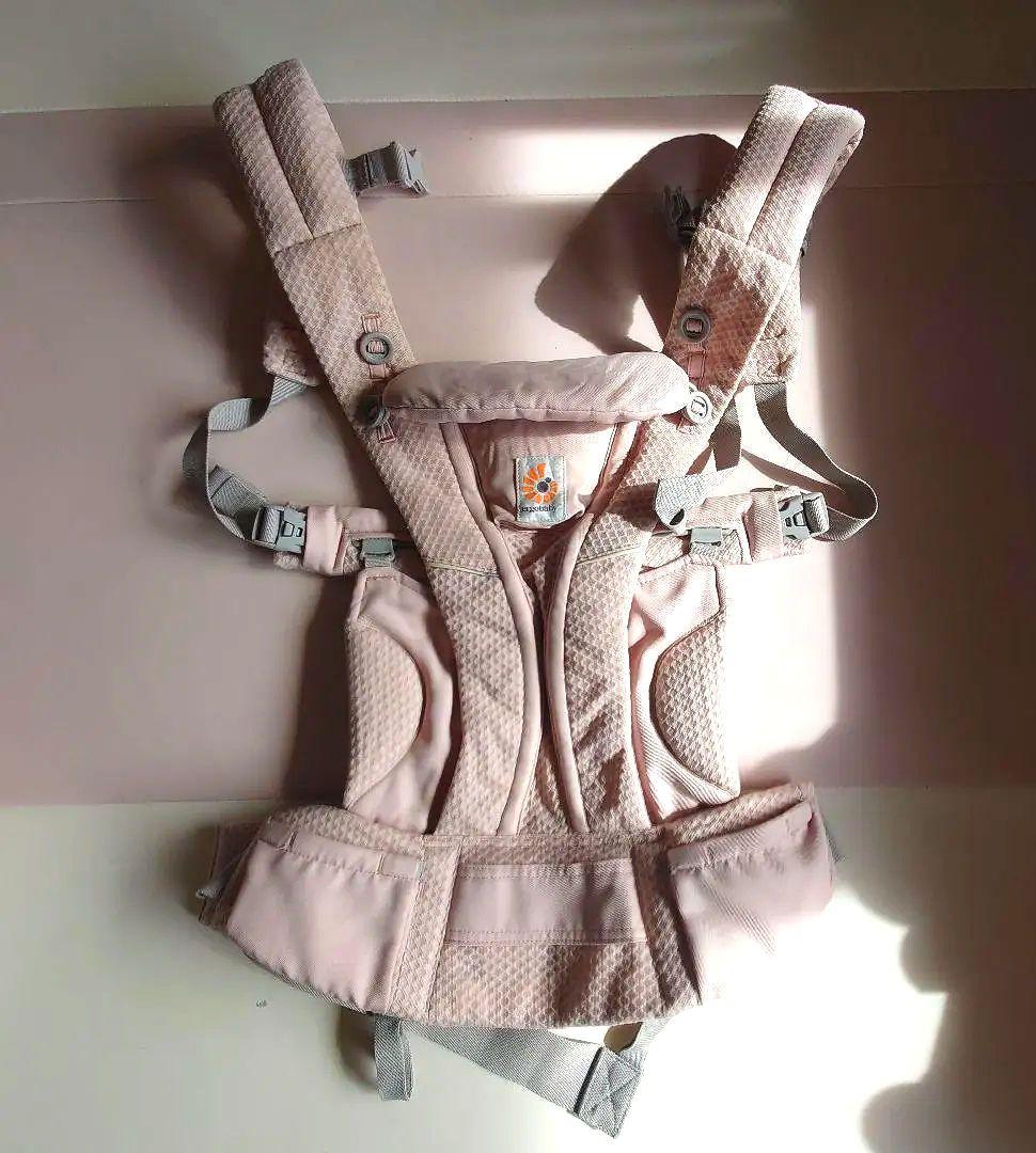 エルゴ抱っこ紐　OMNI Breeze ピンククォーツ　新品よだれカバー、箱付き Amazon.co.jp: OMNI BREEZE オムニ ブリーズ エルゴベビー ピンク