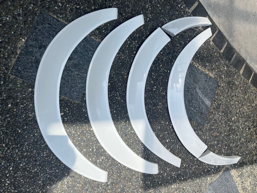 200系　ハイエース　CRS オーバーフェンダー(25mm) 070 エセックス CRS ハイエース 200系 標準ボディ オーバーフェンダー 25mm