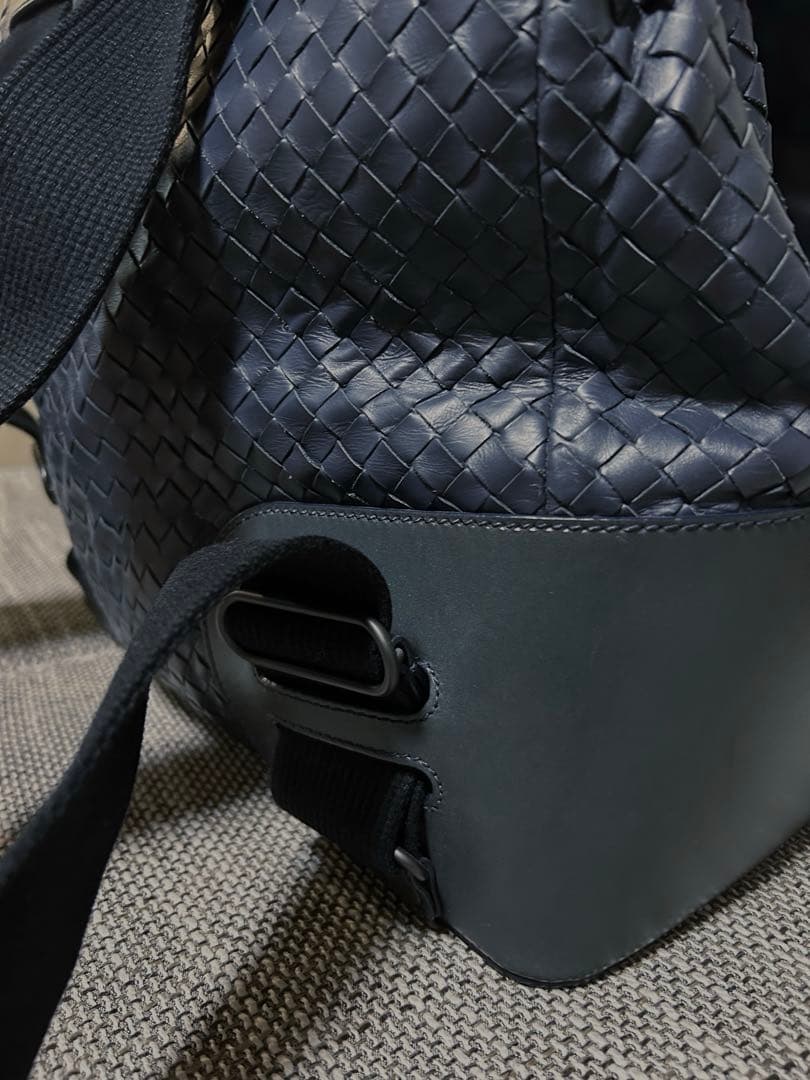 西尾　超希少モデル。Bottega Veneta バックパック