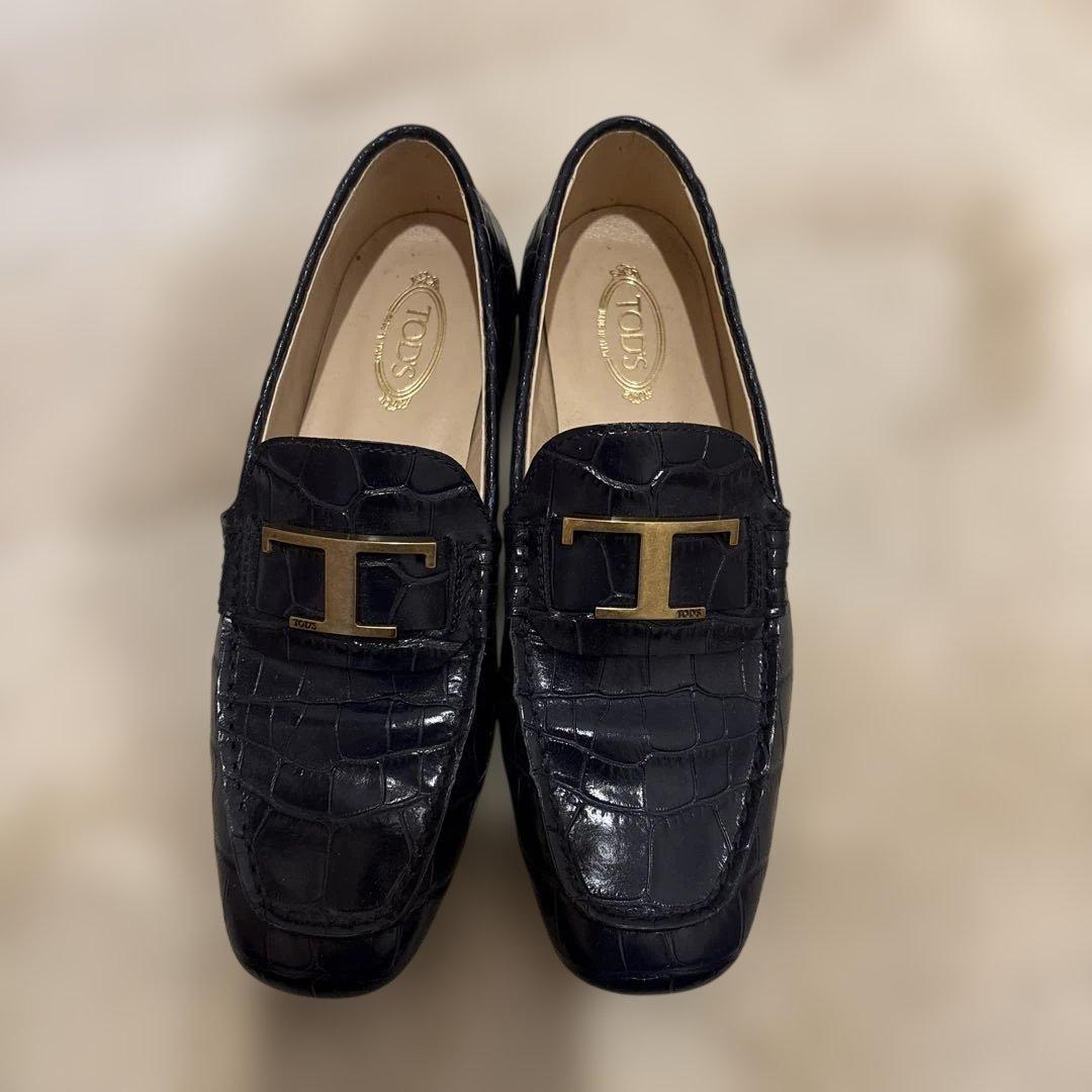 Tod'sトッズ35 幅狭めTモチーフ♡ TOD'S トッズ レザー バッグ マイクロ Tタイムレス ショルダー (TOD'S