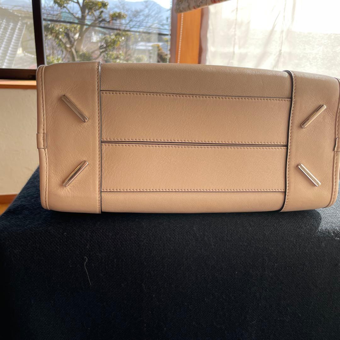 LOEWE アマゾナ28 クラシックカーフベージュ2way - メルカリ