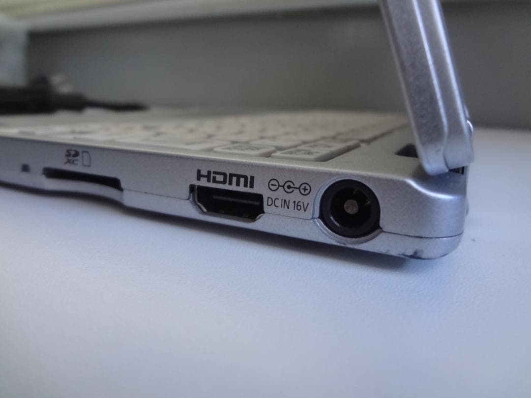 Let's note CF-RZ6 10インチ 高解像度 SSD256