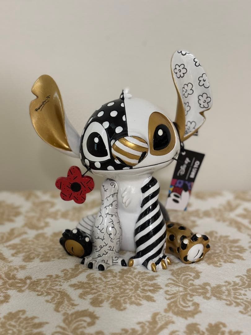 Disney by Britto】スティッチ シッティング ポーズ