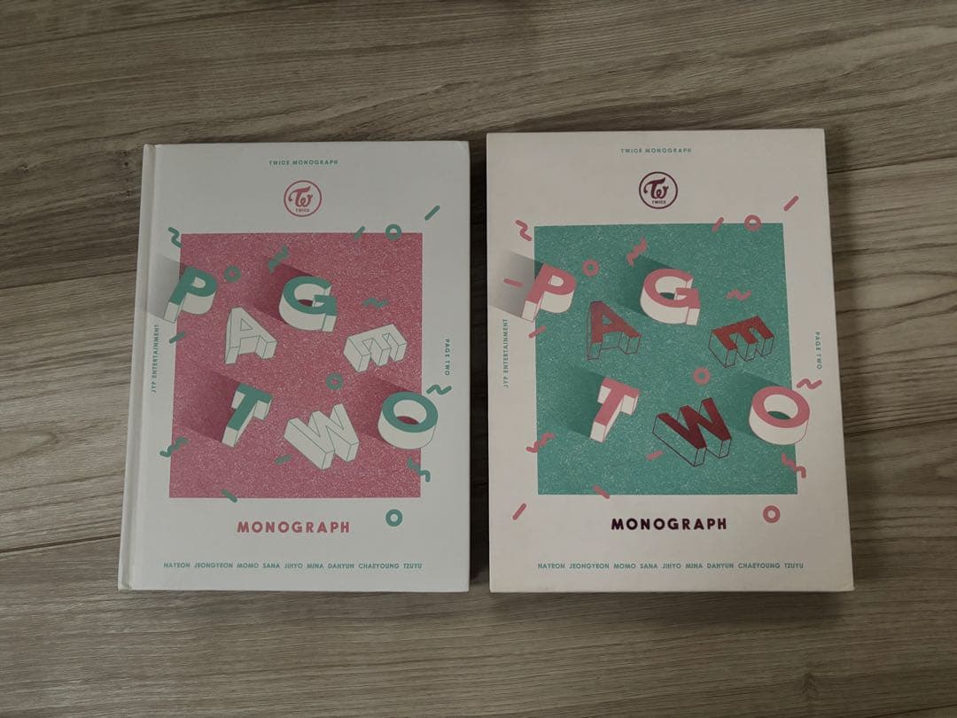 K-POP・アジア TWICE PAGE TWO MONOGRAPH s-l400.jpg