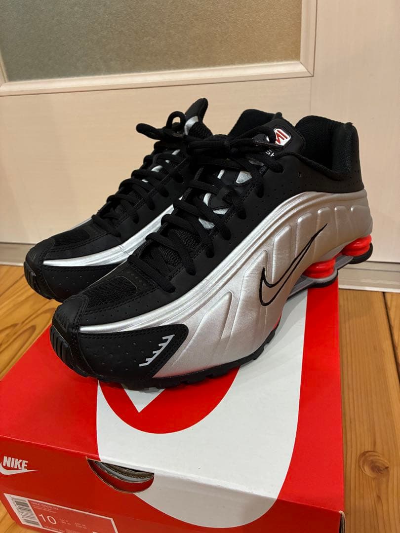 【美品】Nike Shox R4 28cm ナイキショックス 楽天市場】nike shox r4 28cmの通販