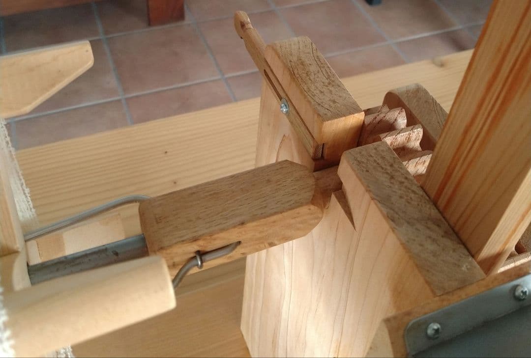 藤倉紡織機具店 兼用座繰り機 座繰りとかせ揚げの1台2役 かせ上げ