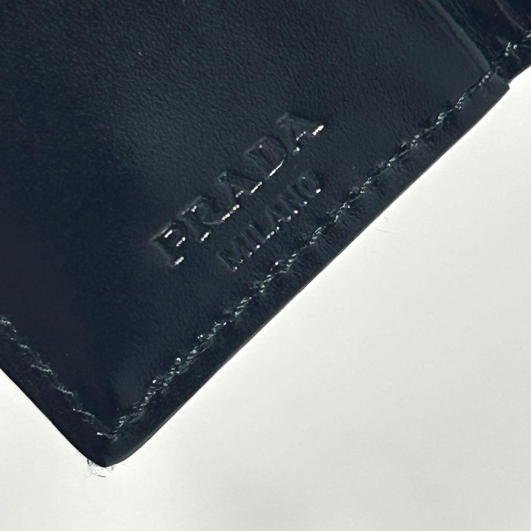 プラダ 6連キーケース サテン トライアングルロゴ レザー 黒 シルバー