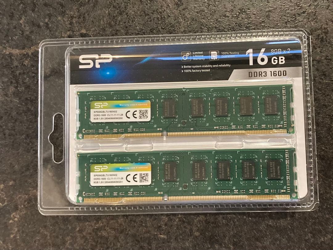 SK Hynix 16GB 2666Vメモリ 2つ