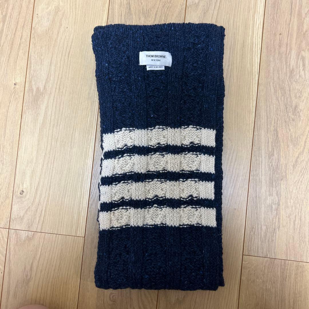 最終値下げ）THOM BROWN トム・ブラウン マフラー - メルカリ