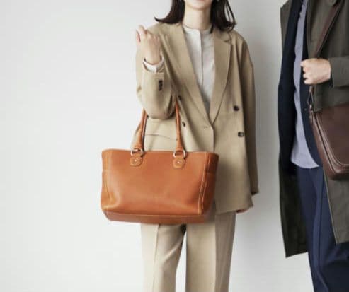 廃盤】土屋鞄 トーンオイルヌメ ミディアム トート シボ革 A4可 - メルカリ