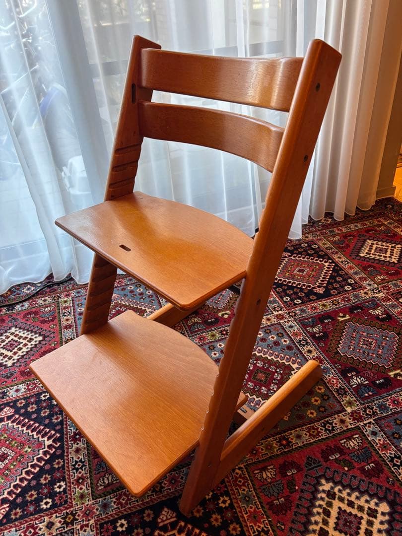 ストッケ トリップトラップ｜成長に合わせて長く使える名作チェア トリップ トラップ ハイチェア | ストッケ | Stokke® オンラインショップ