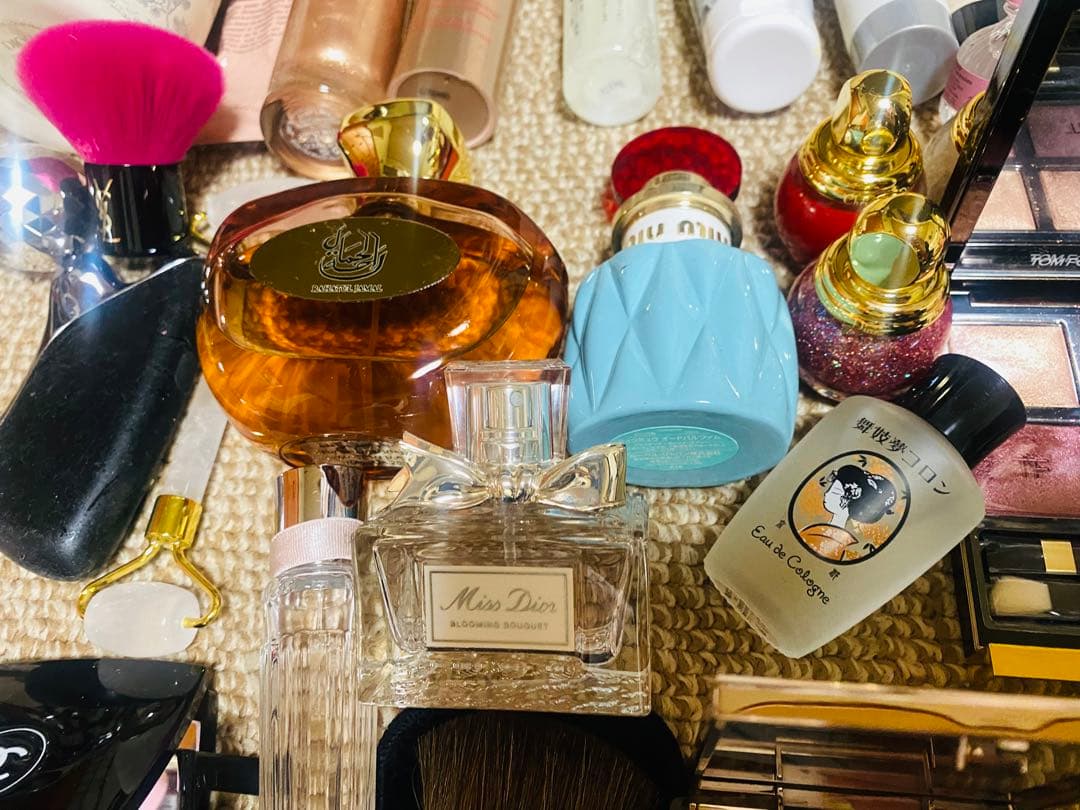 超豪華デパコスまとめ売り 化粧品まとめ売り コスメまとめ売り 大量