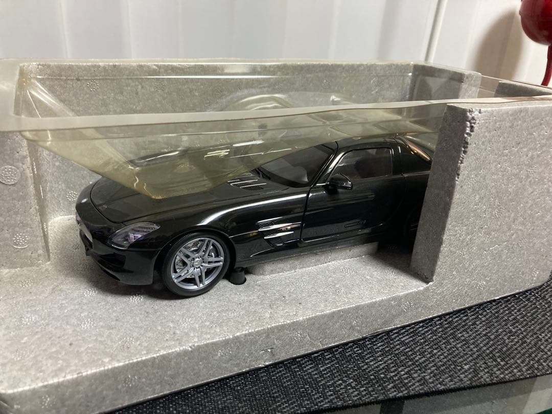 ベンツ SLS AMG 1/18 ミニカー／検索用 オートアート、京商 - メルカリ