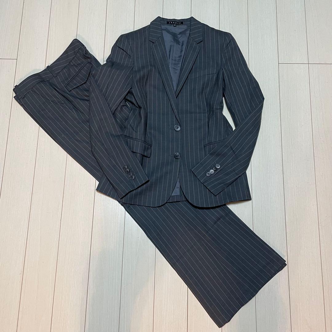theory ストライプ ビジネスパンツスーツ フレアパンツ グレー Wear to Work | WOMEN（レディース）｜Theory 公式通販サイト
