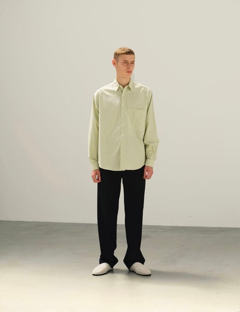 AURALEE 24SS LIGHTWOOLMAXGABARDINE SLACS - メルカリ