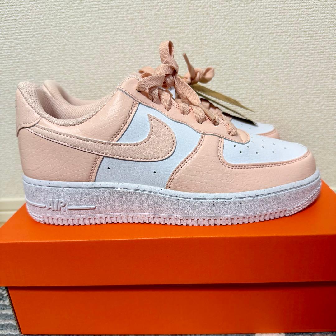 【新品】ナイキ スニーカー エアフォース1 DV3808-111 24.5cm