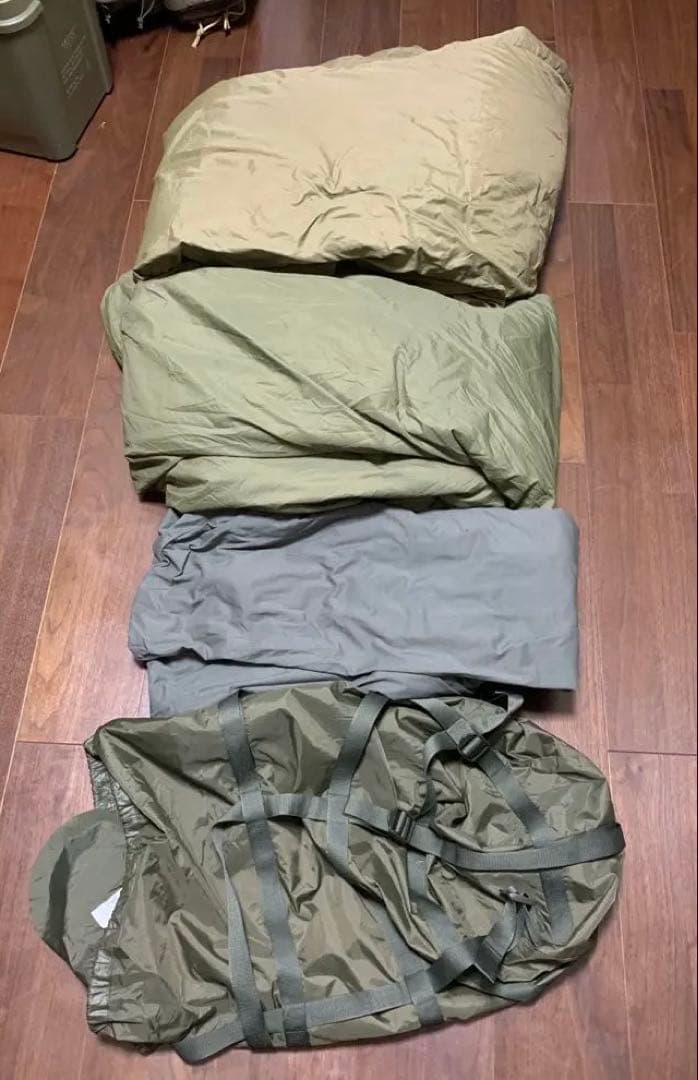 オランダ陸軍 モジュラースリーピングバッグ 3点セット 寝袋 - メルカリ