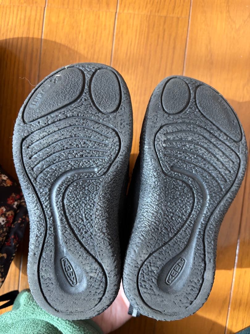 【美品】KEEN 防水ブーツ　23.5cm 16cm セット　親子コーデ