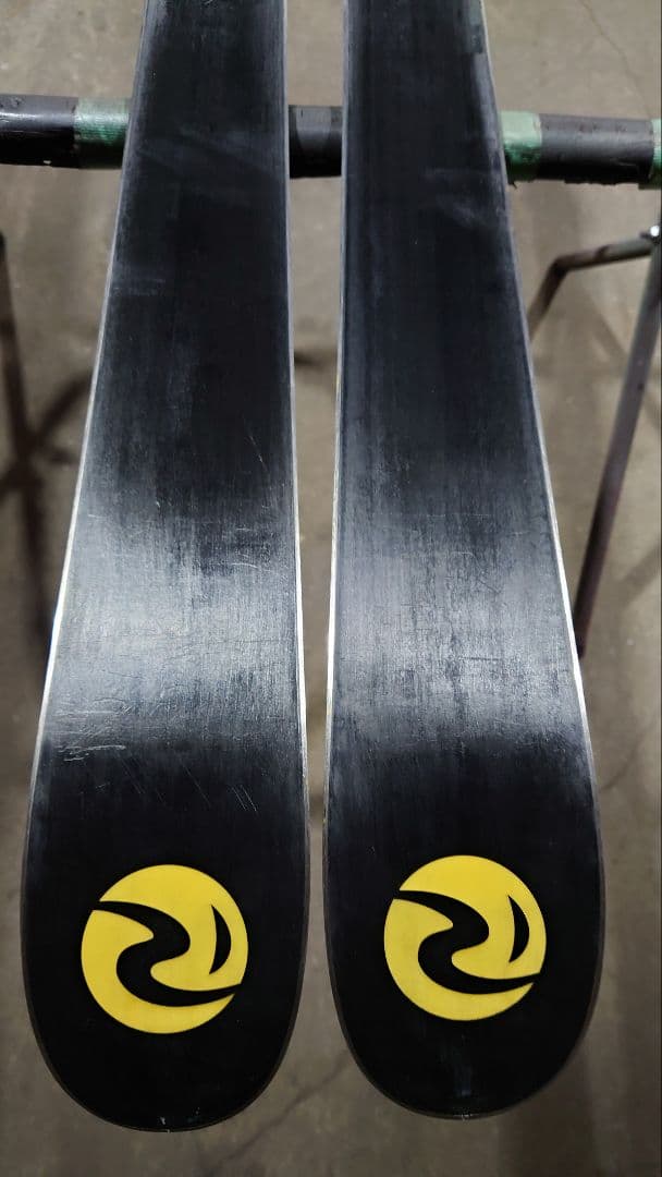 ROSSIGNOL Scratch pro jr 148ジュニア フリースタイル - メルカリ