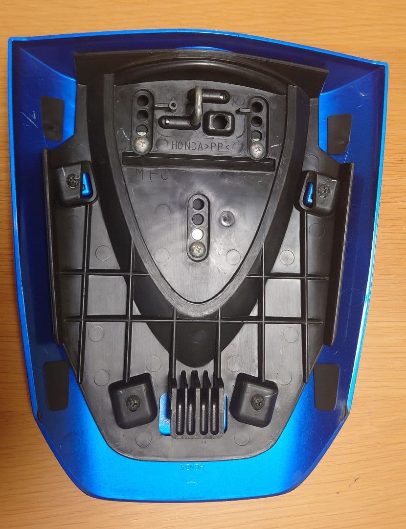 CBR600rr コニカミノルタ 純正シングルシートカウル - メルカリ