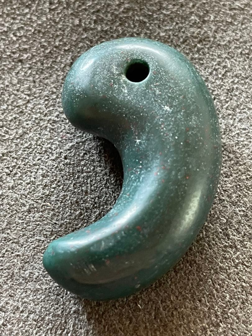 古墳期 出雲石（青瑪瑙）勾玉 大型 出土品 4.7cm - メルカリ