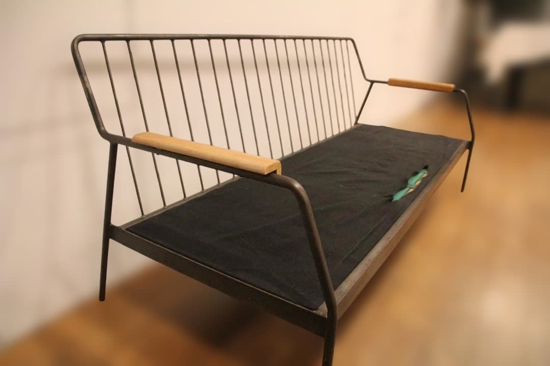 茨城／直接引き取り大幅値引きあり！】UNICO／アイアン／ソファ - メルカリ