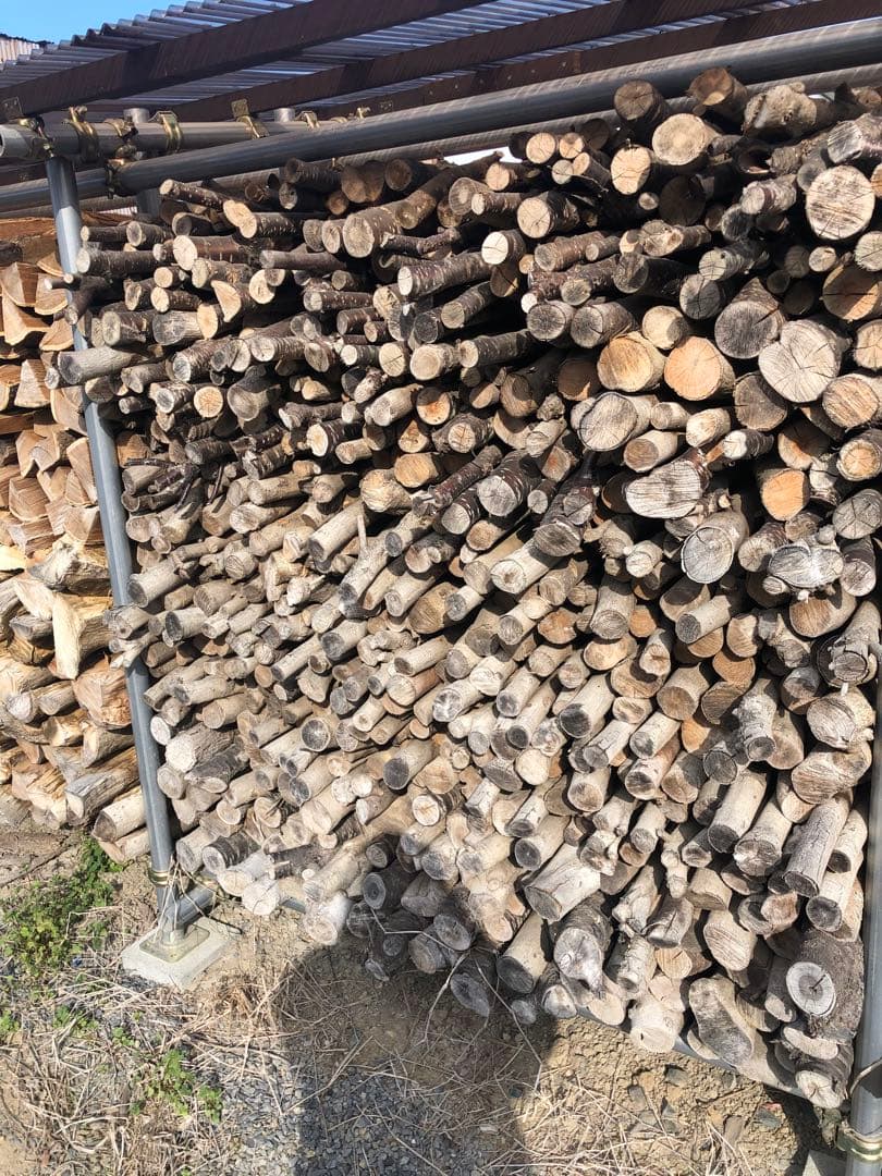 サクラ、広葉樹薪、乾燥三年一立米！ サクラ、広葉樹薪、乾燥三年一立米！ サクラ、広葉樹薪、乾燥三年一