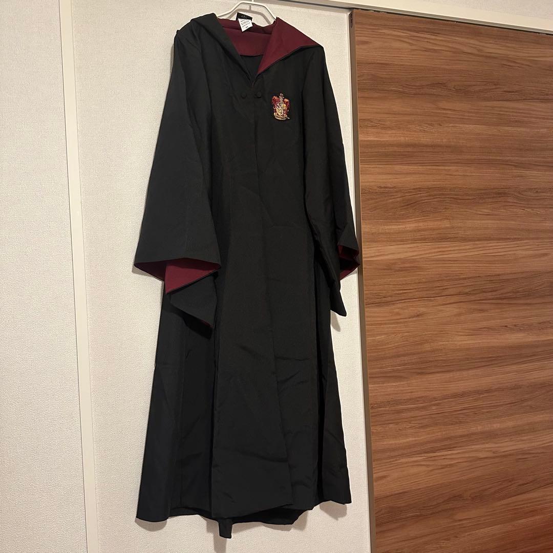 美品】ハリーポッター ローブ グリフィンドール XSサイズ - メルカリ