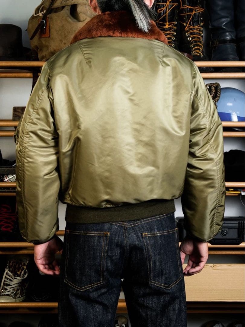 40 Lサイズ希少B-15B初期型復刻MA-1前身ムートン REALSIMONS - メルカリ