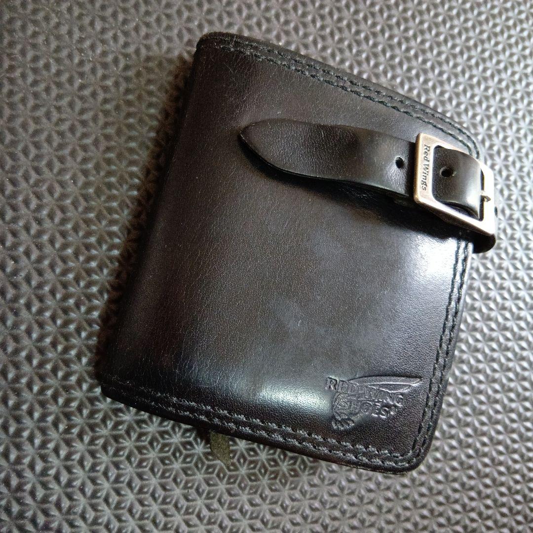 RED WING ブラックレザー二つ折り財布 - メルカリ