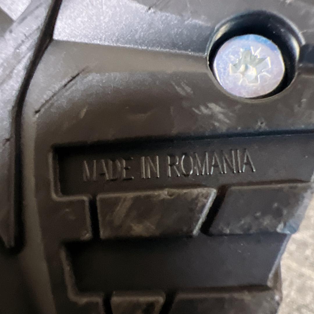 ATOMIC LIVE FIT PRO スキーブーツ 26cm　26.5cm