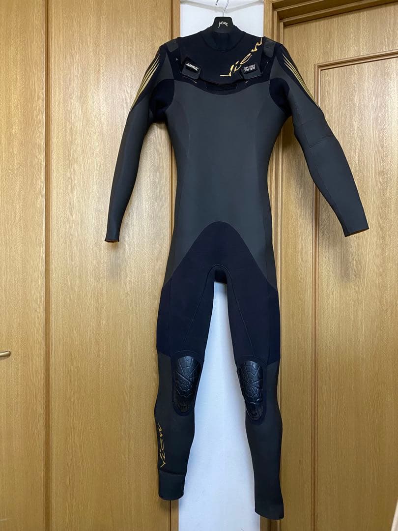 ☆裏起毛で暖か！！【View】のメンズ用5×3mmセミドライフルスーツ