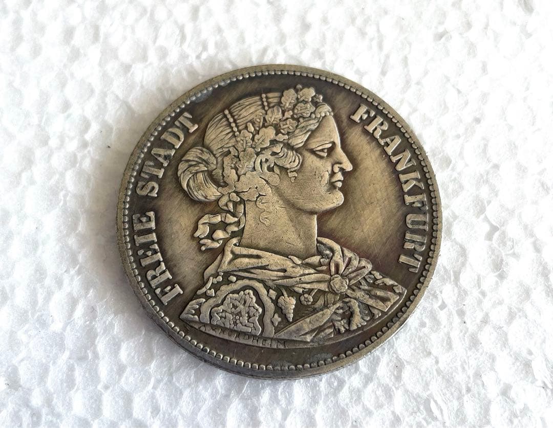 1866年 フランクフルト ターラー 大型コイン 欧州 アンティーク z11