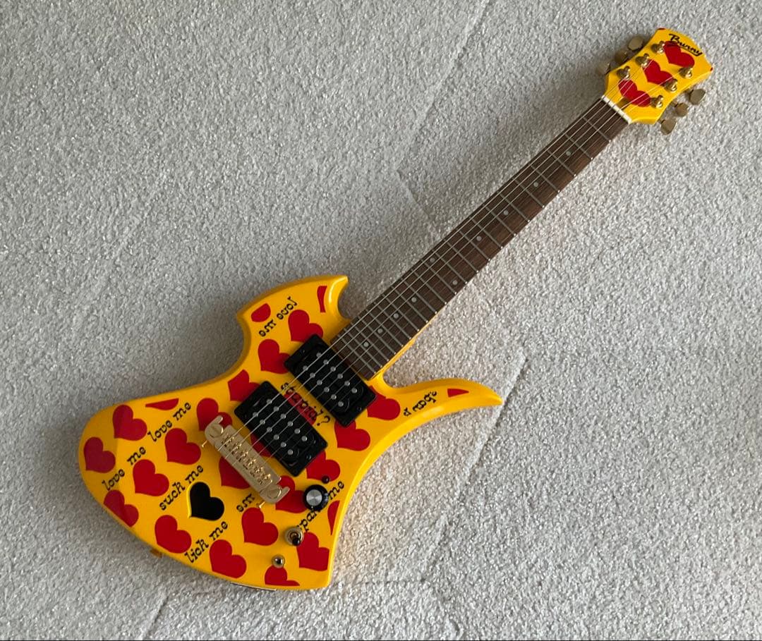 [美品] バーニー YH-JR hideモデル アンプ内蔵ギター イエローハート BURNY FERNANDES イエローハートYH-JR hide アンプ内蔵 - メルカリ