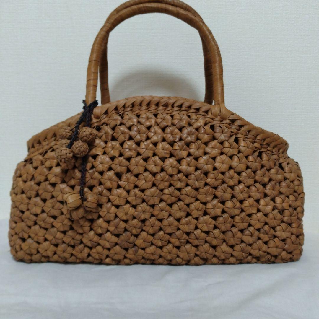 山葡萄つるのバッグ 山葡萄 つる工房鷹山 期間限定SHOP | 7階イベントスペース | 大丸神戸