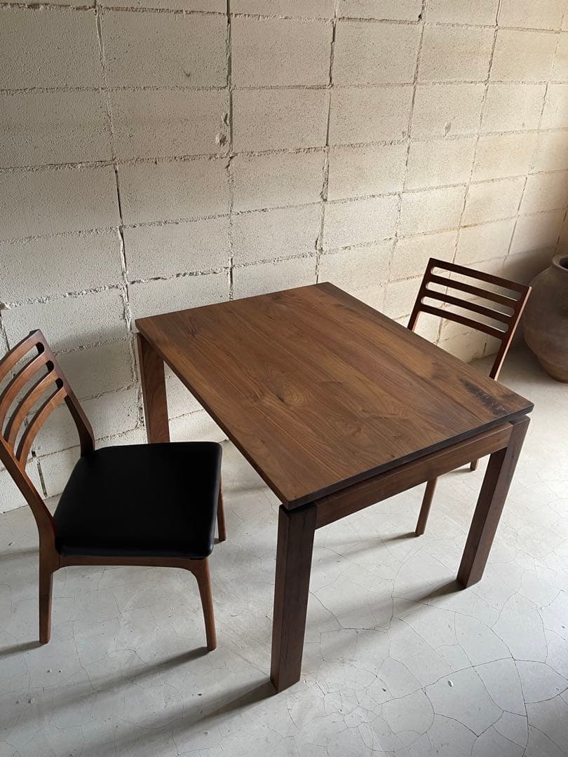 いろは　美品　高級　ウォールナット無垢材 ダイニングテーブル ダイニングテーブル 幅200cm ウォールナット材 ウォールナット 耳付き