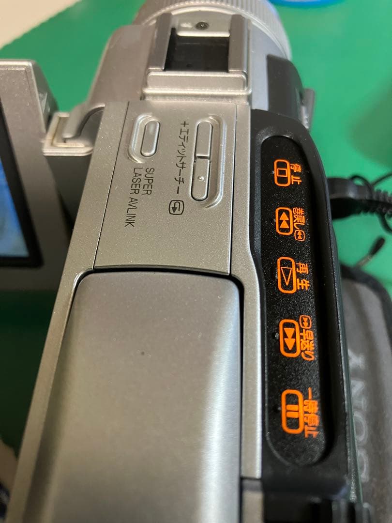 ソニー ビデオカメラDCR-TRV20ミニDVテープ仕様 画面劣化ですが作動機