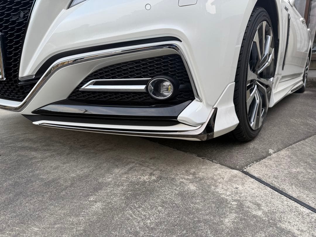 220系クラウンRS用モデリスタフロントウィングスポイラー 両側 - メルカリ