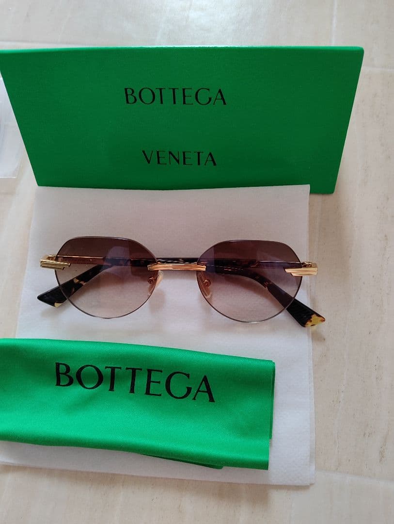 BOTTEGA VENETA リムレス ゴールドフレーム試着のみ付属品完備 - メルカリ