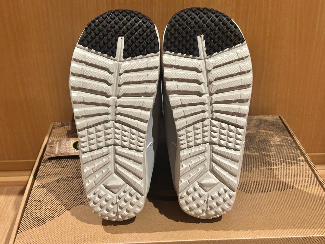 新品未使用　27.5cm nidecker Altai 　スノーボード　ブーツ