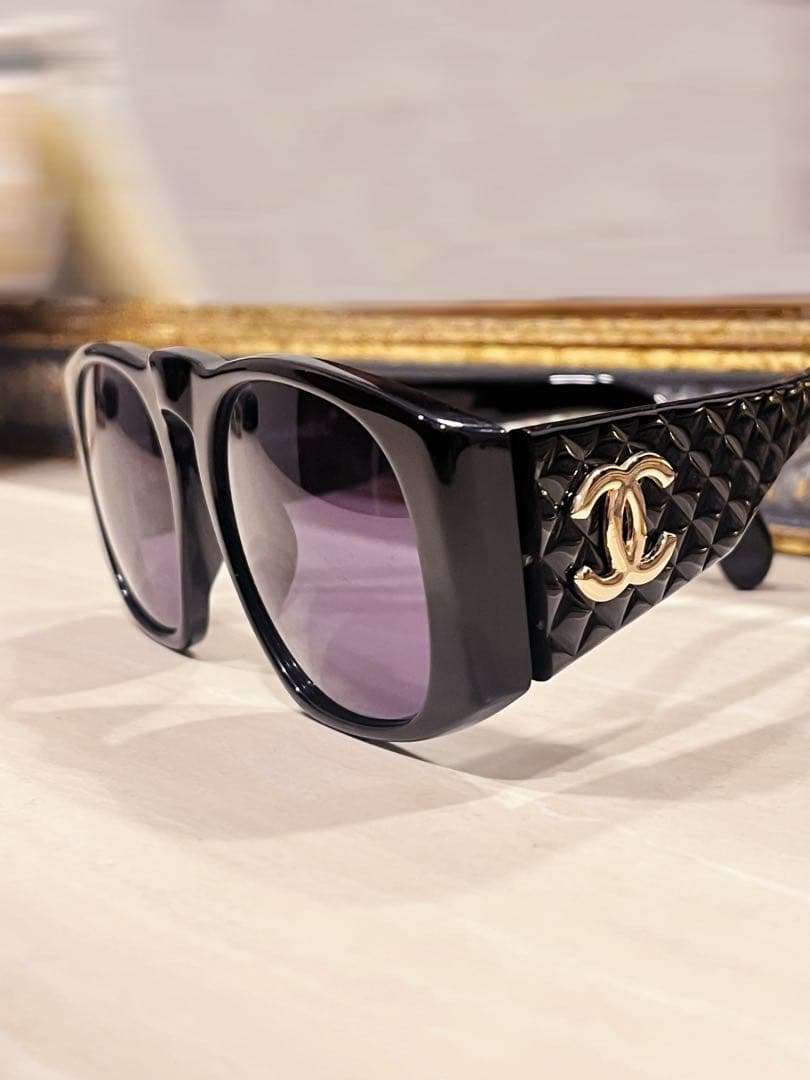CHANELオールドシャネル ココマーク マトラッセ Y2K ロゴ サングラス